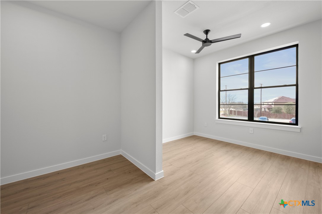 634 Central Parkway 1212