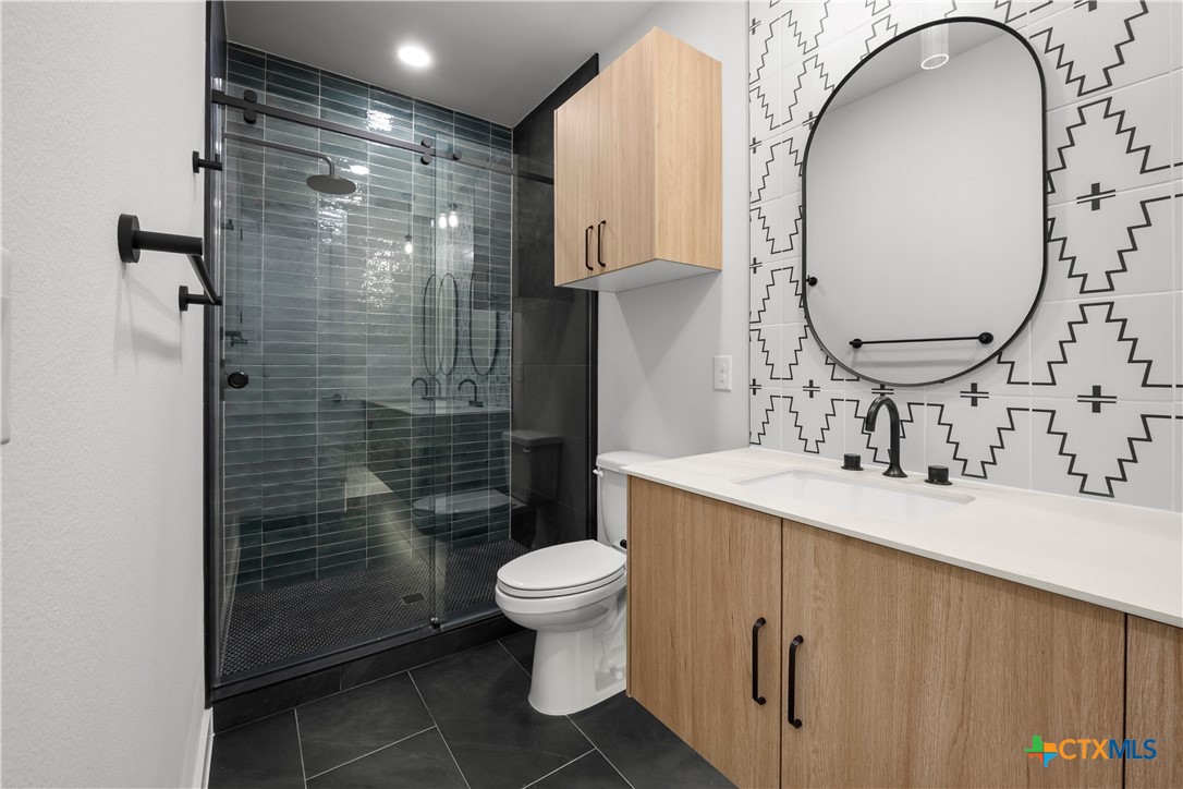 634 Central Parkway 1212