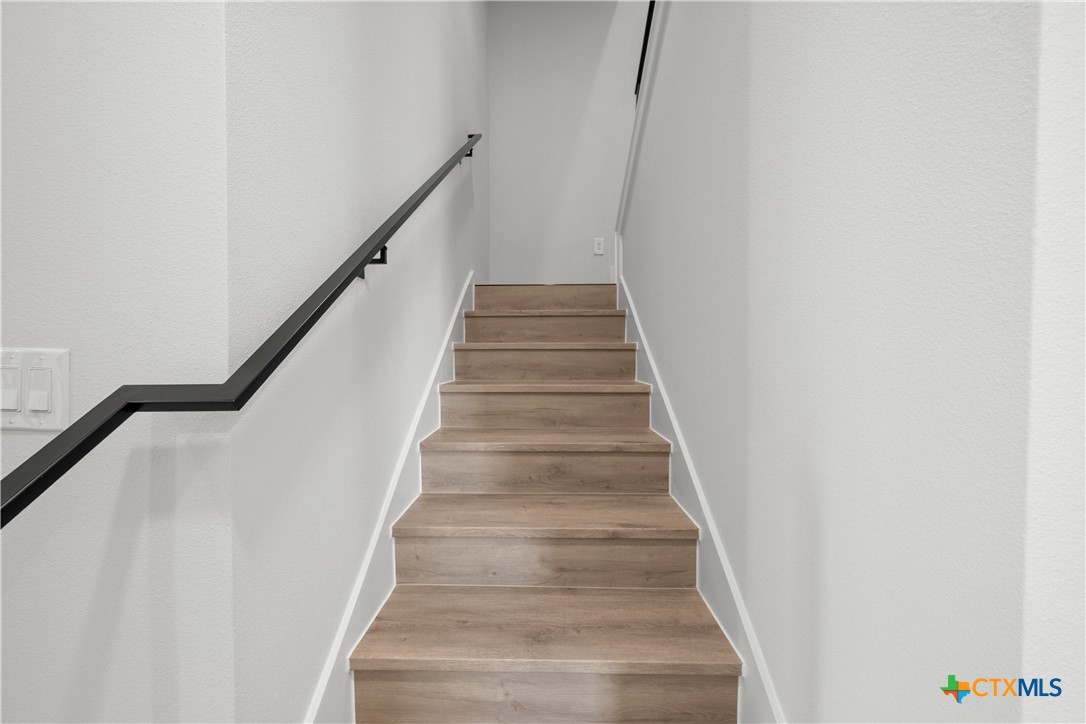 634 Central Parkway 1211