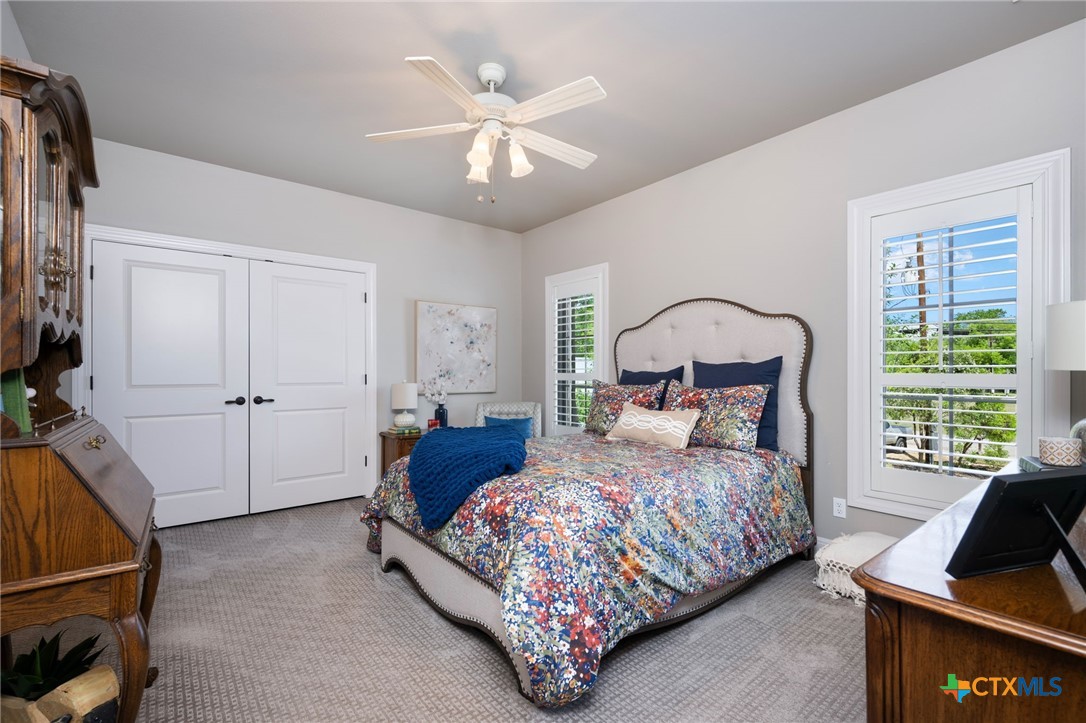 1771 Edgewater Falls