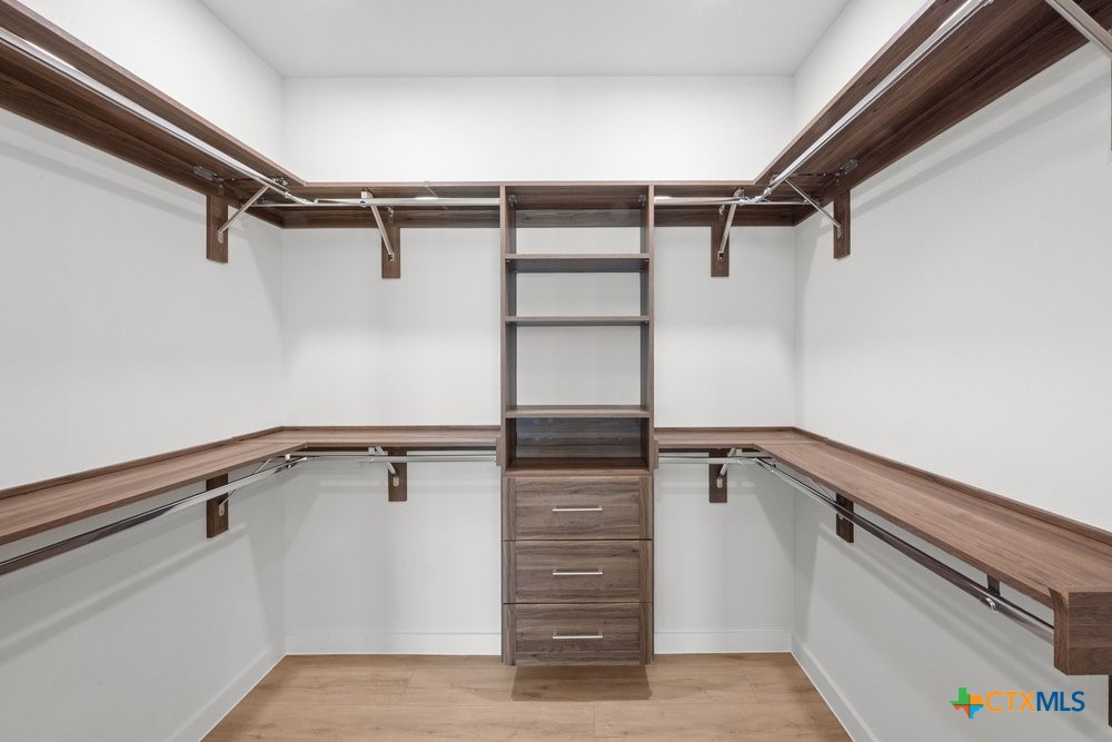 630 Central Parkway 1205/1206
