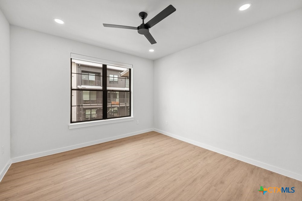 630 Central Parkway 1205/1206