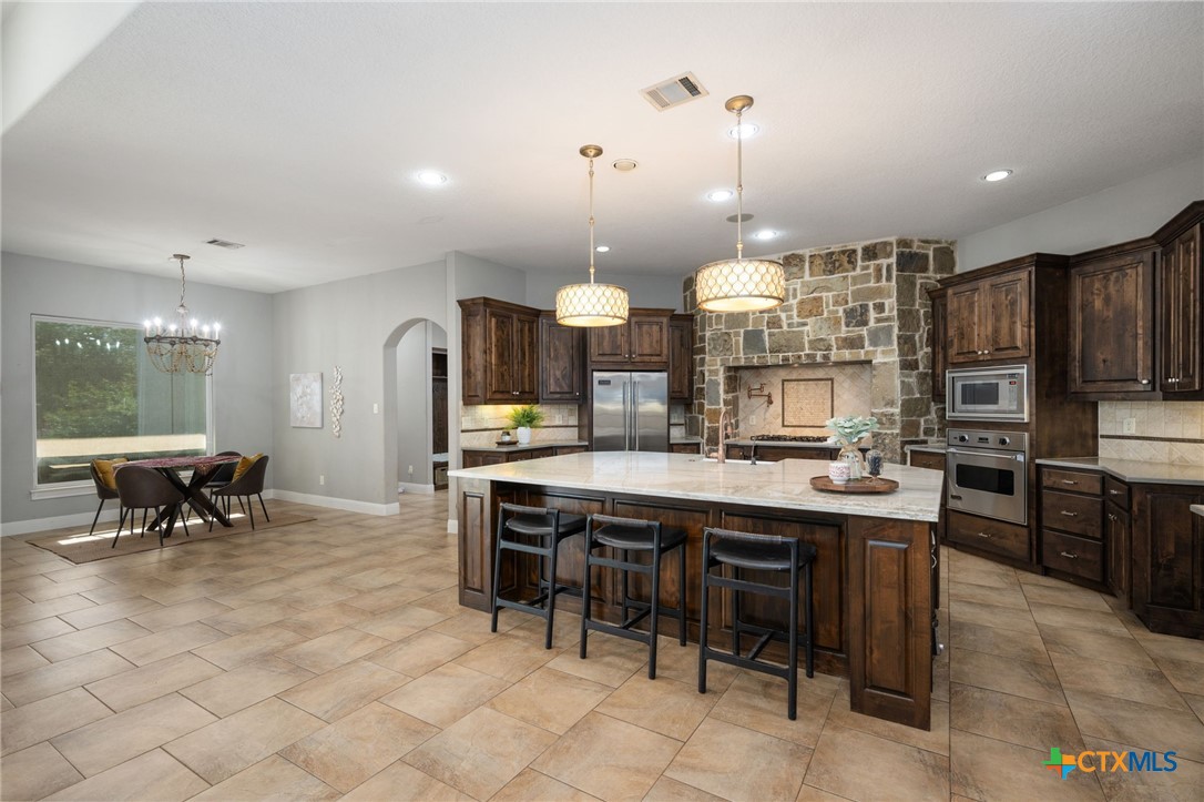 1211 Porto Point