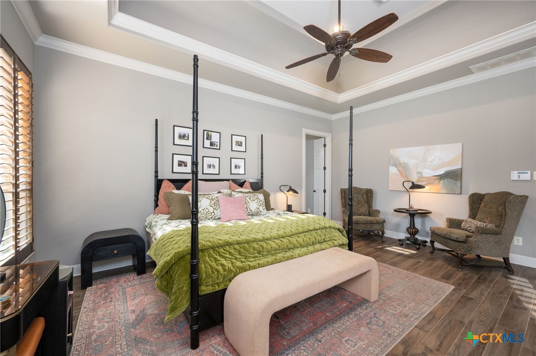 1211 Porto Point