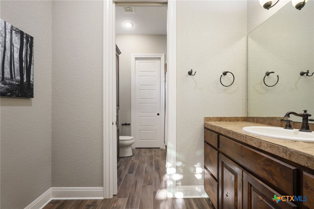 1211 Porto Point