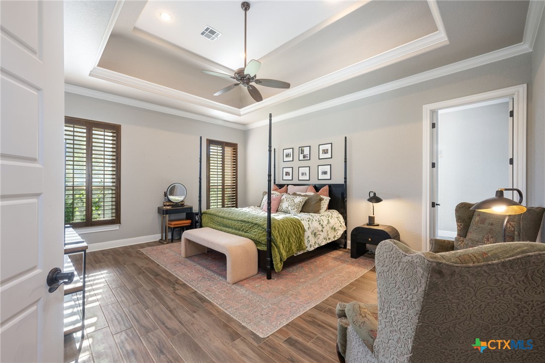 1211 Porto Point