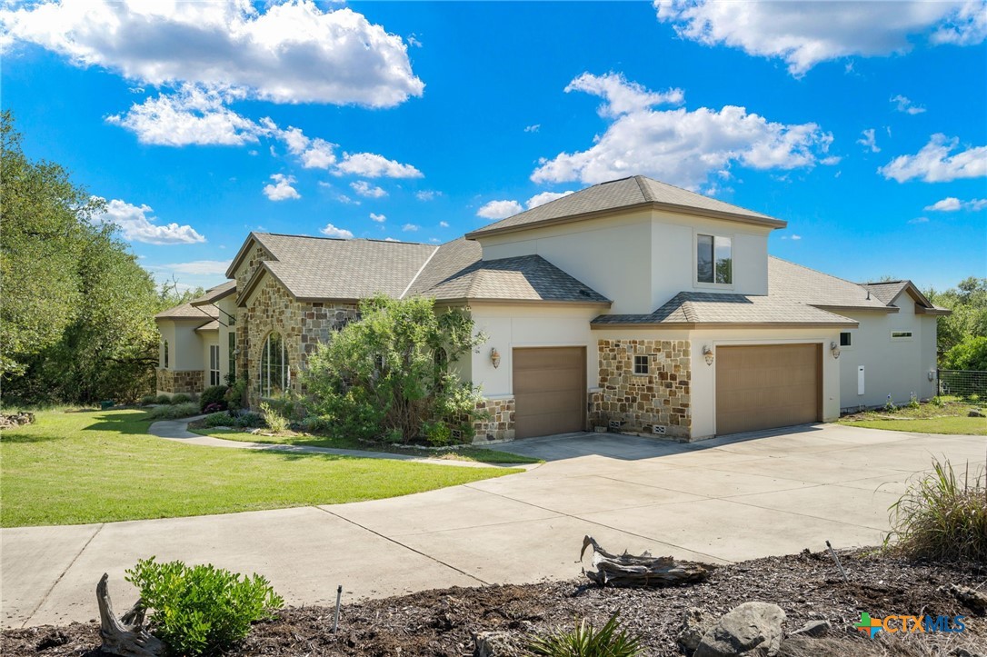 1211 Porto Point