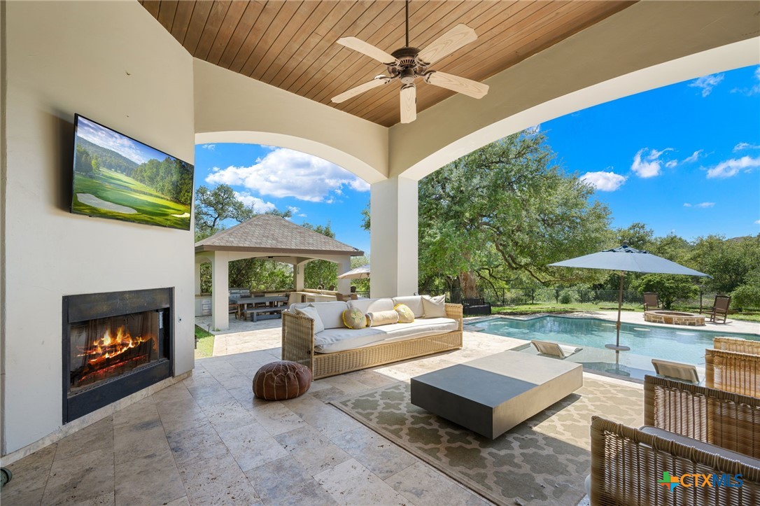 1211 Porto Point