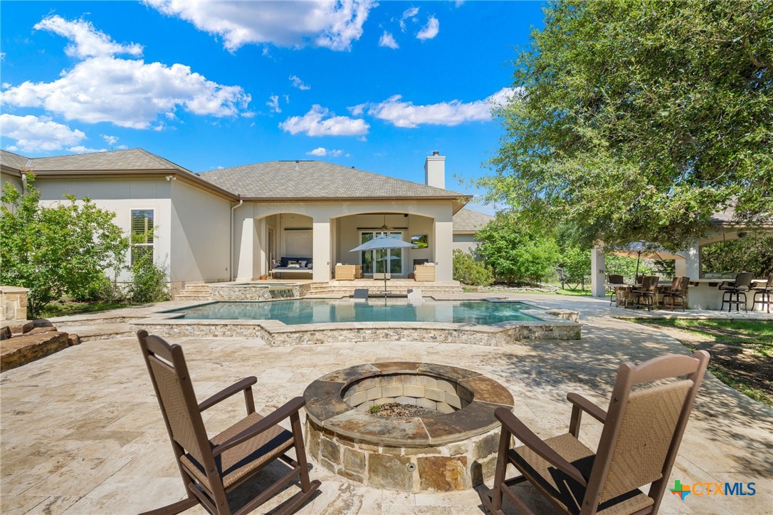 1211 Porto Point