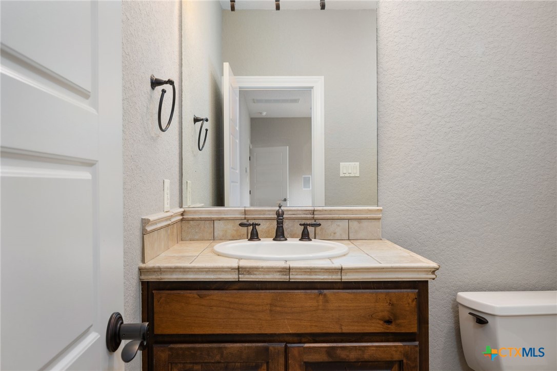 1211 Porto Point