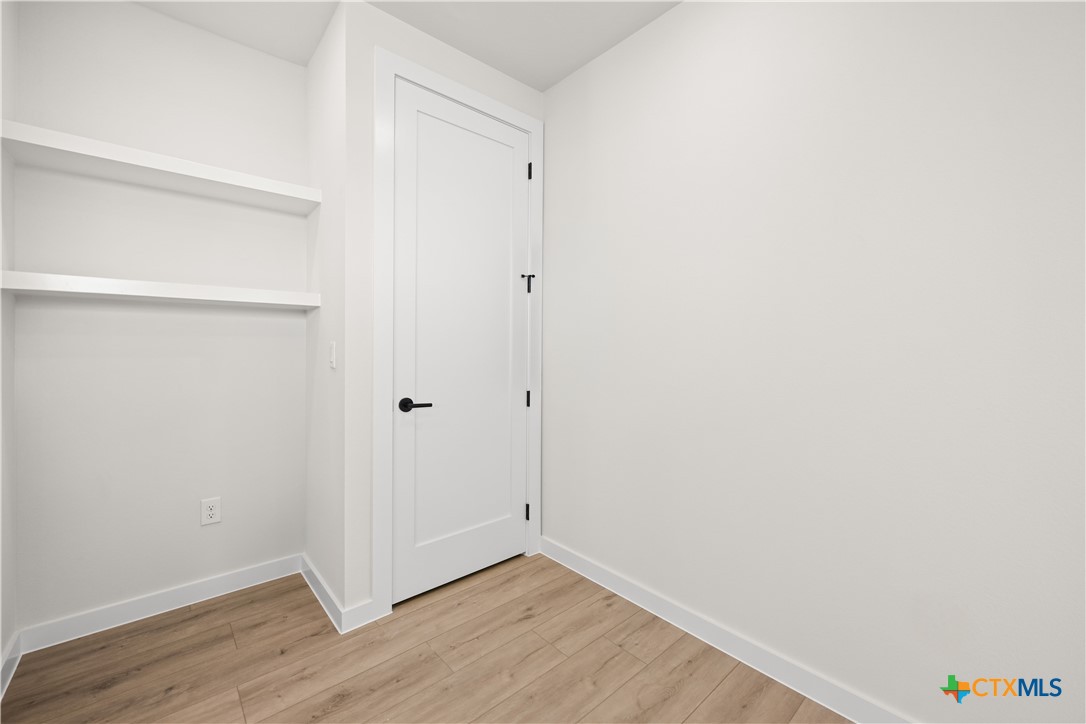 634 Central Parkway 1201