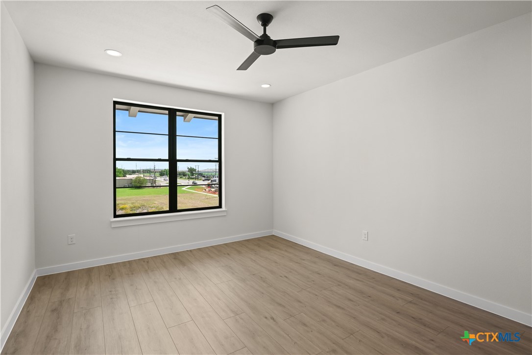 634 Central Parkway 1204