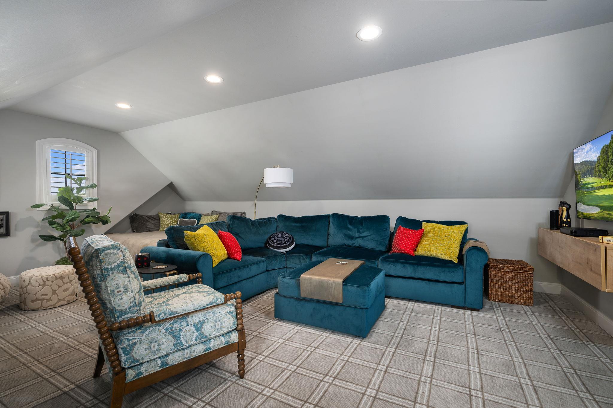 1771 Edgewater FLS