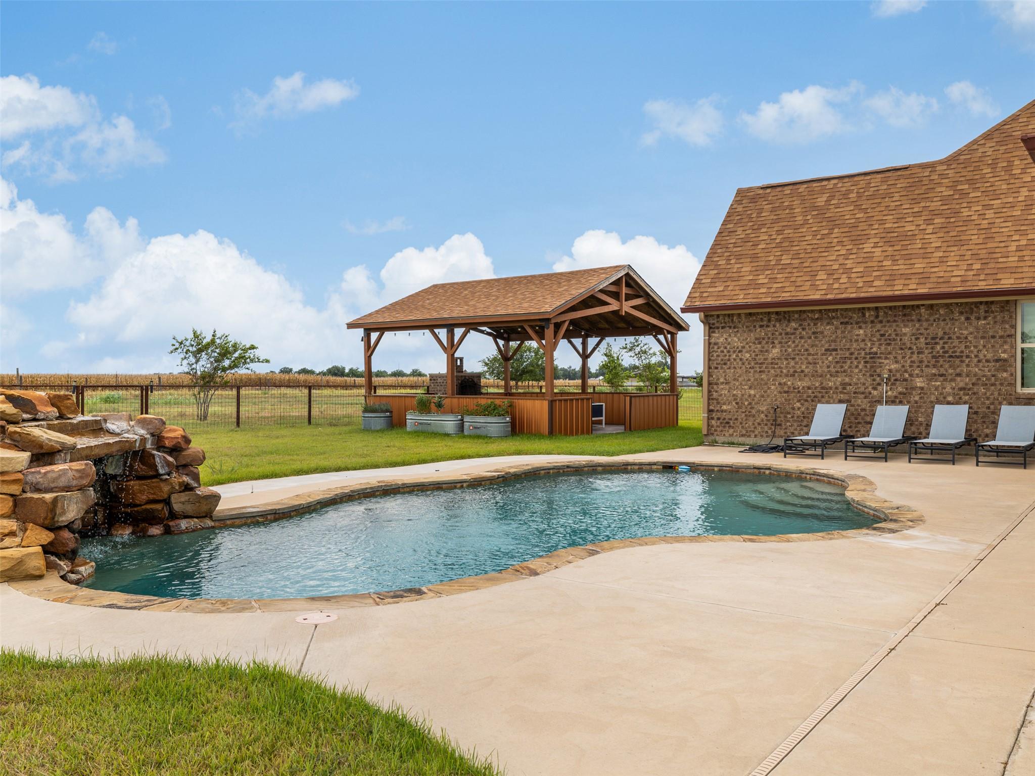 500 County Road 431 RD