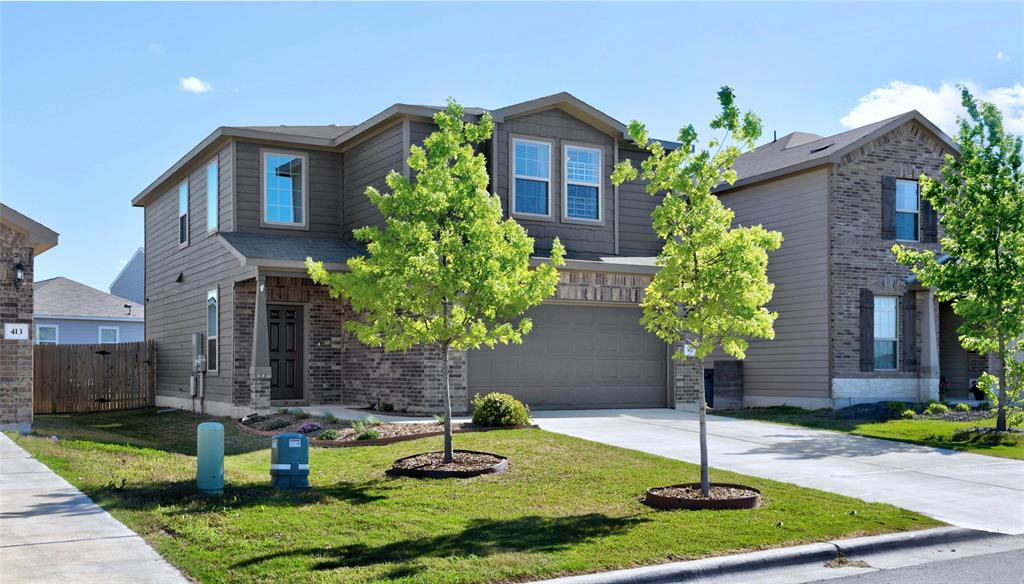 417 Bedford Falls LN