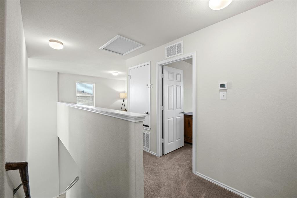 417 Bedford Falls LN