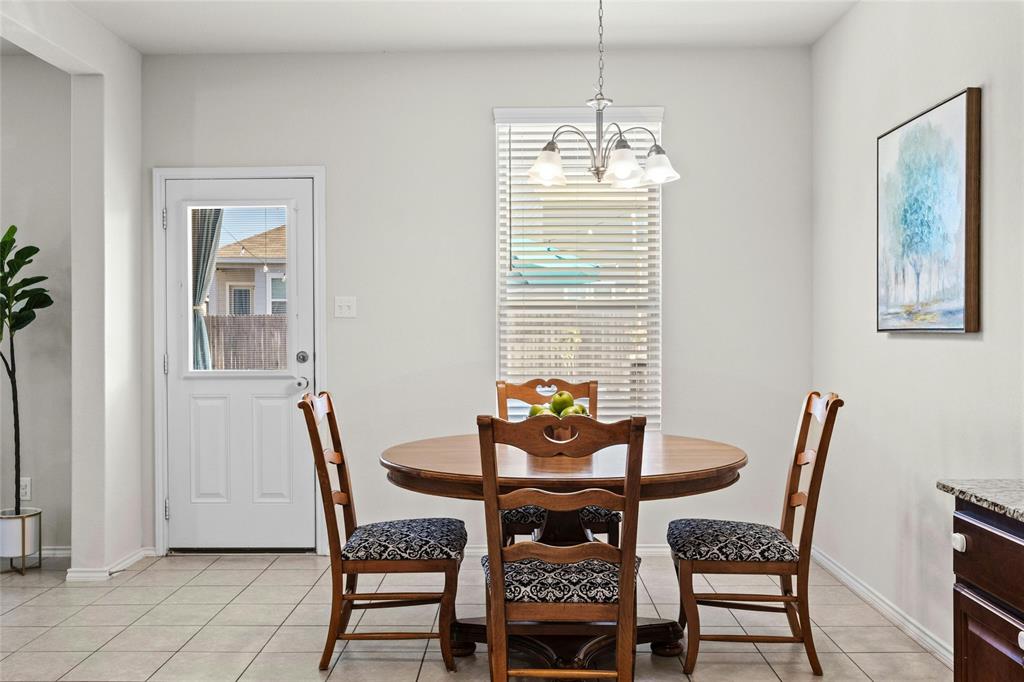 417 Bedford Falls LN