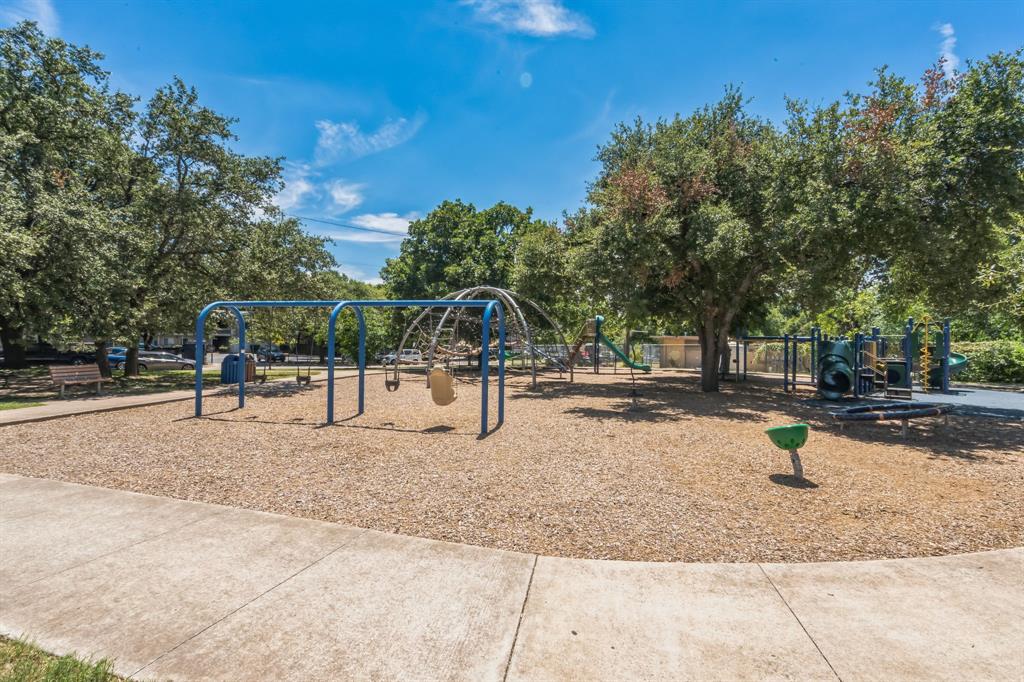 4209 Burnet RD # 207