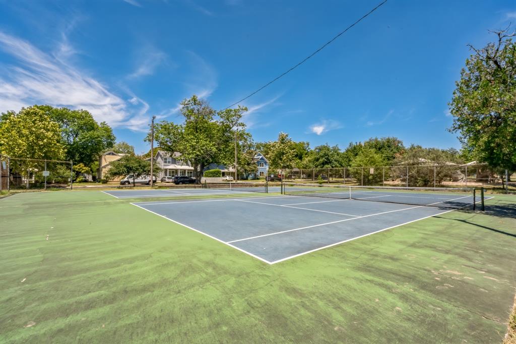 4209 Burnet RD # 207