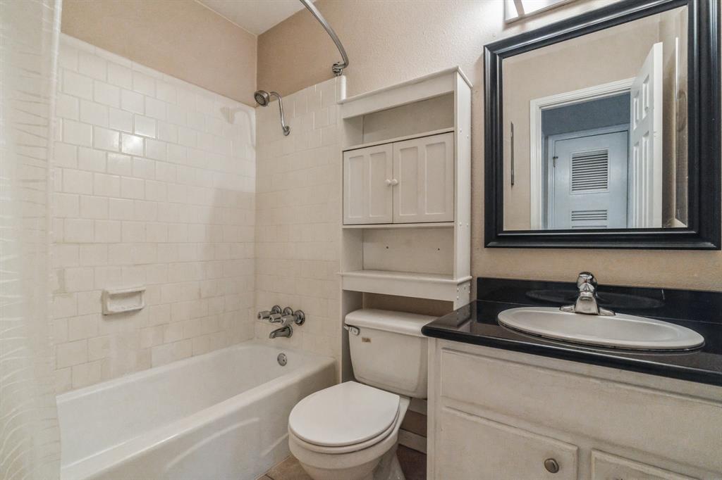 4209 Burnet RD # 207