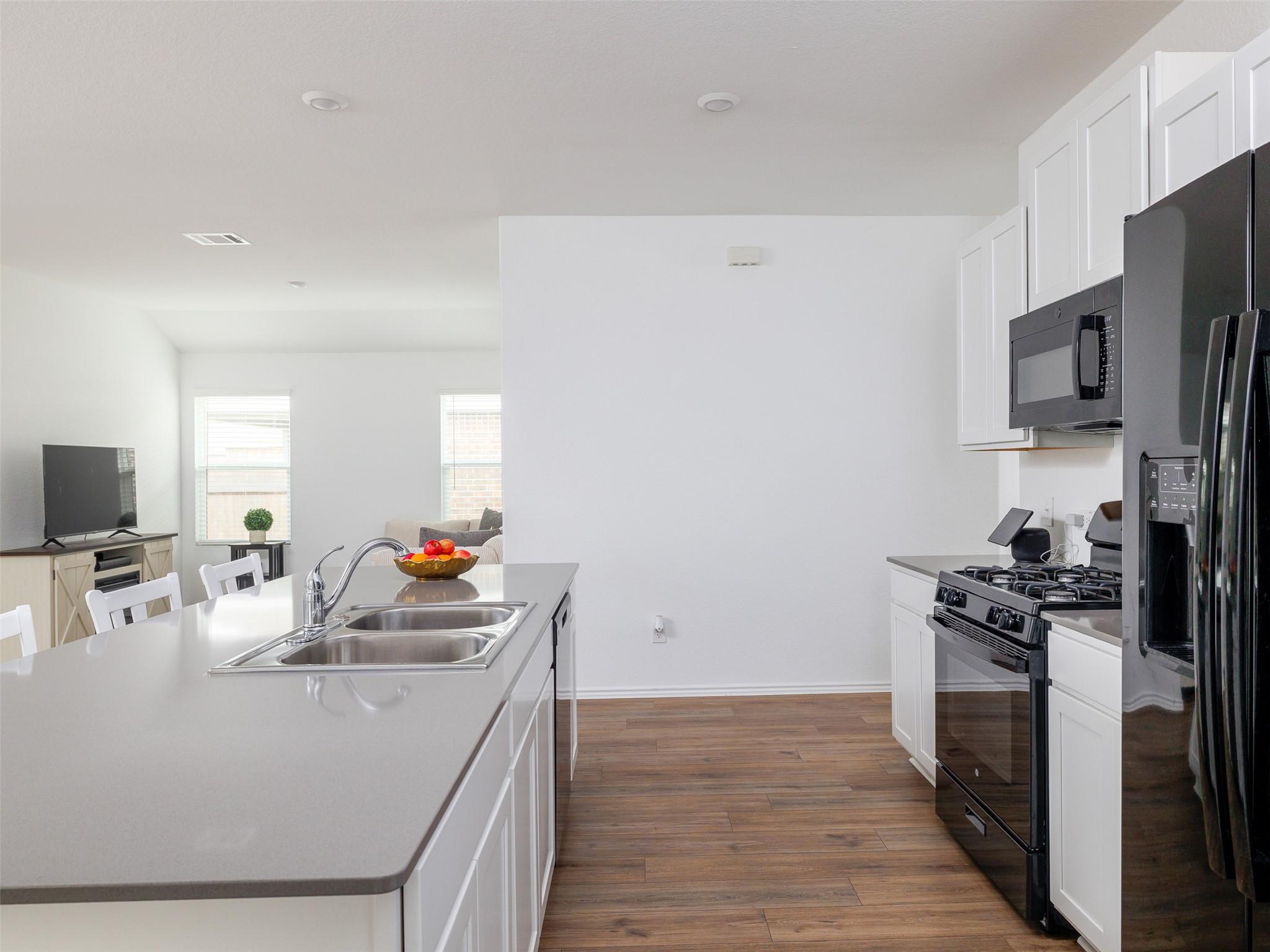 340 Sonterra DR