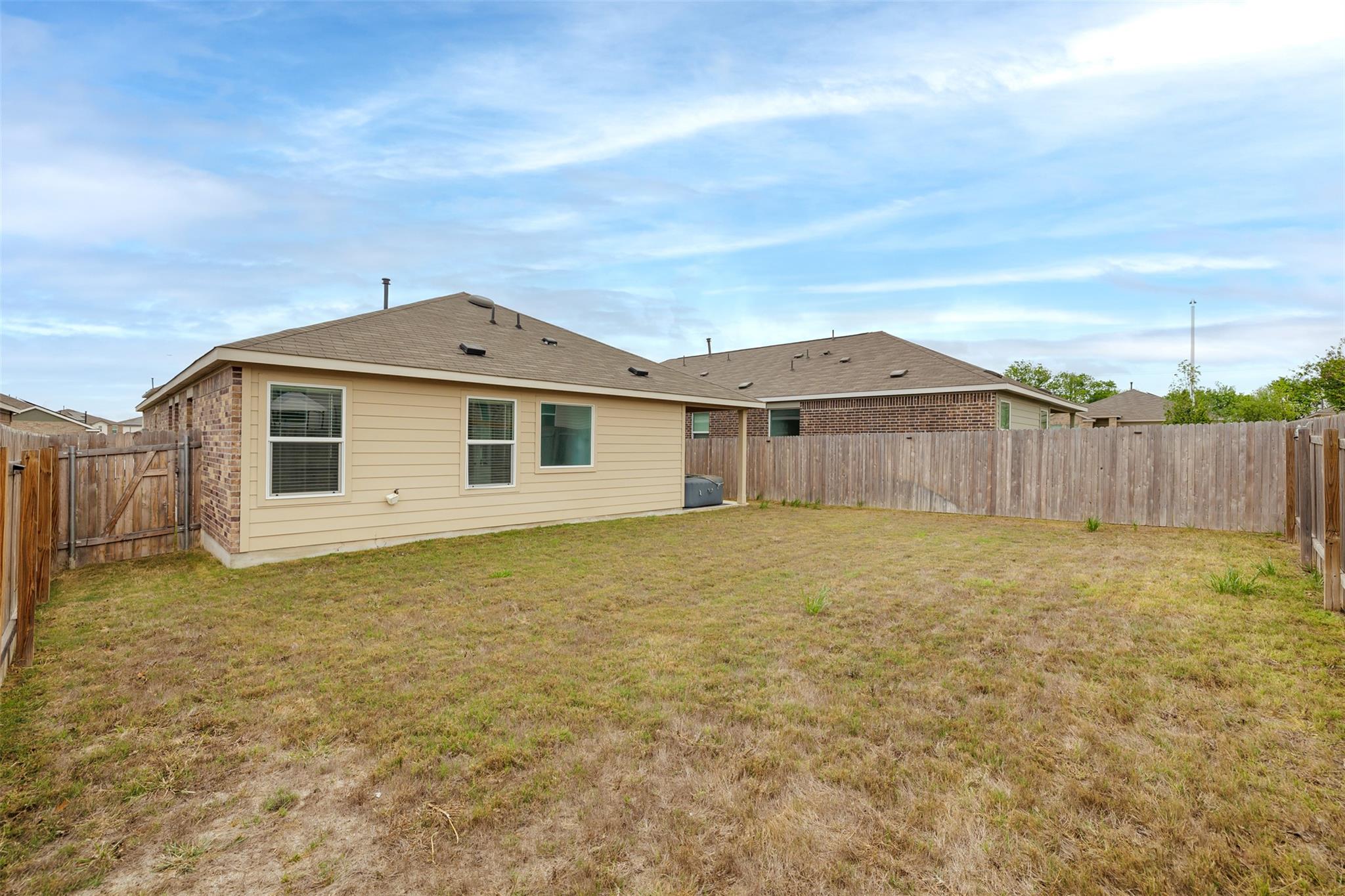340 Sonterra DR