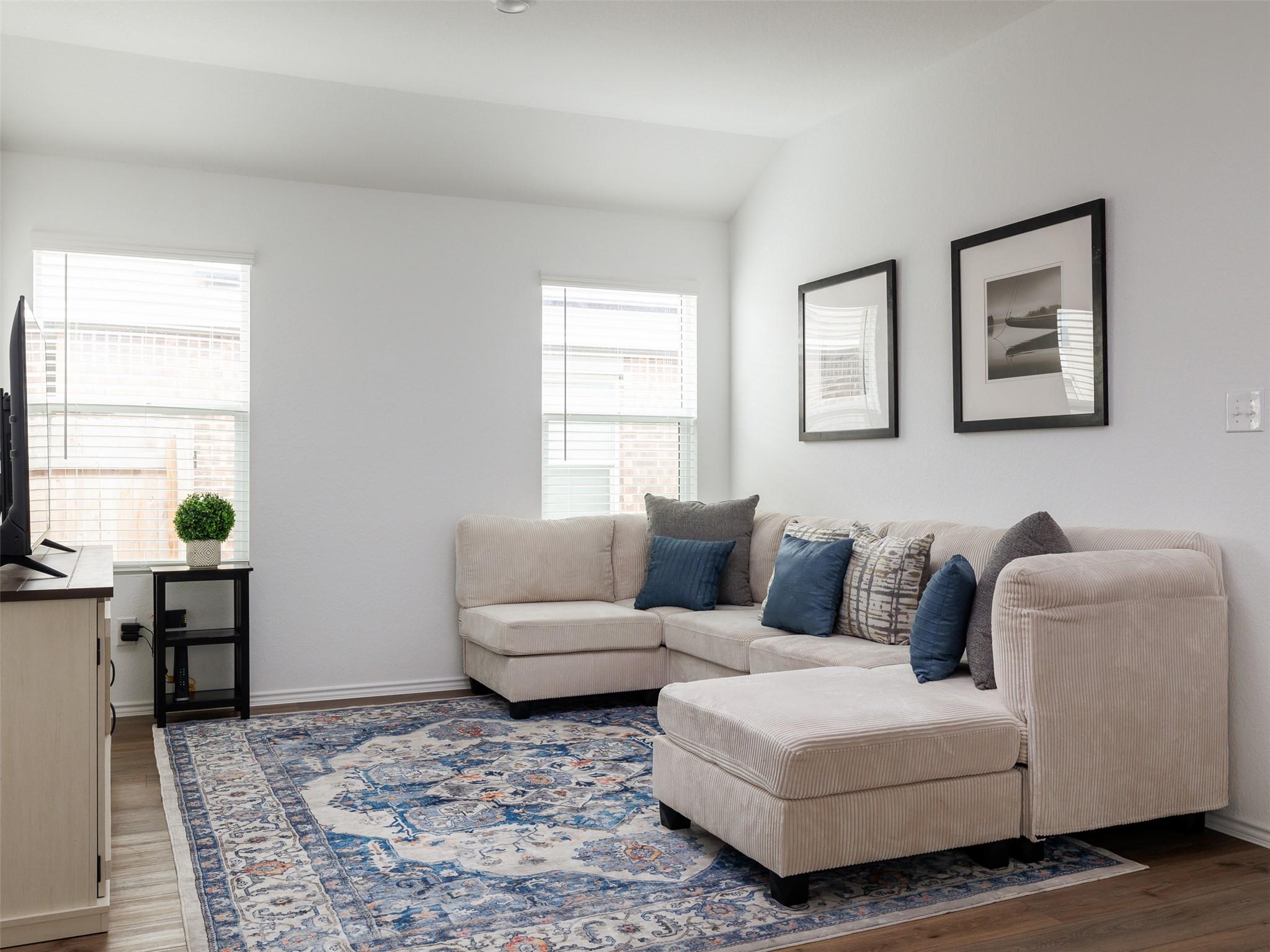 340 Sonterra DR