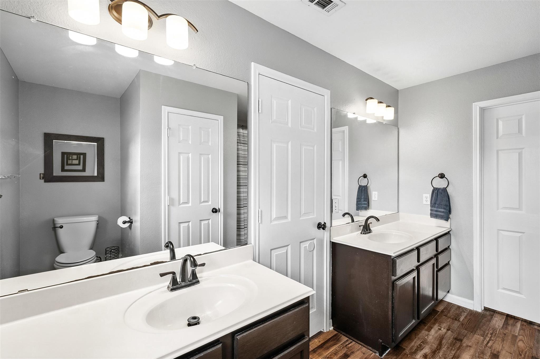 113 MEADOWSIDE DR