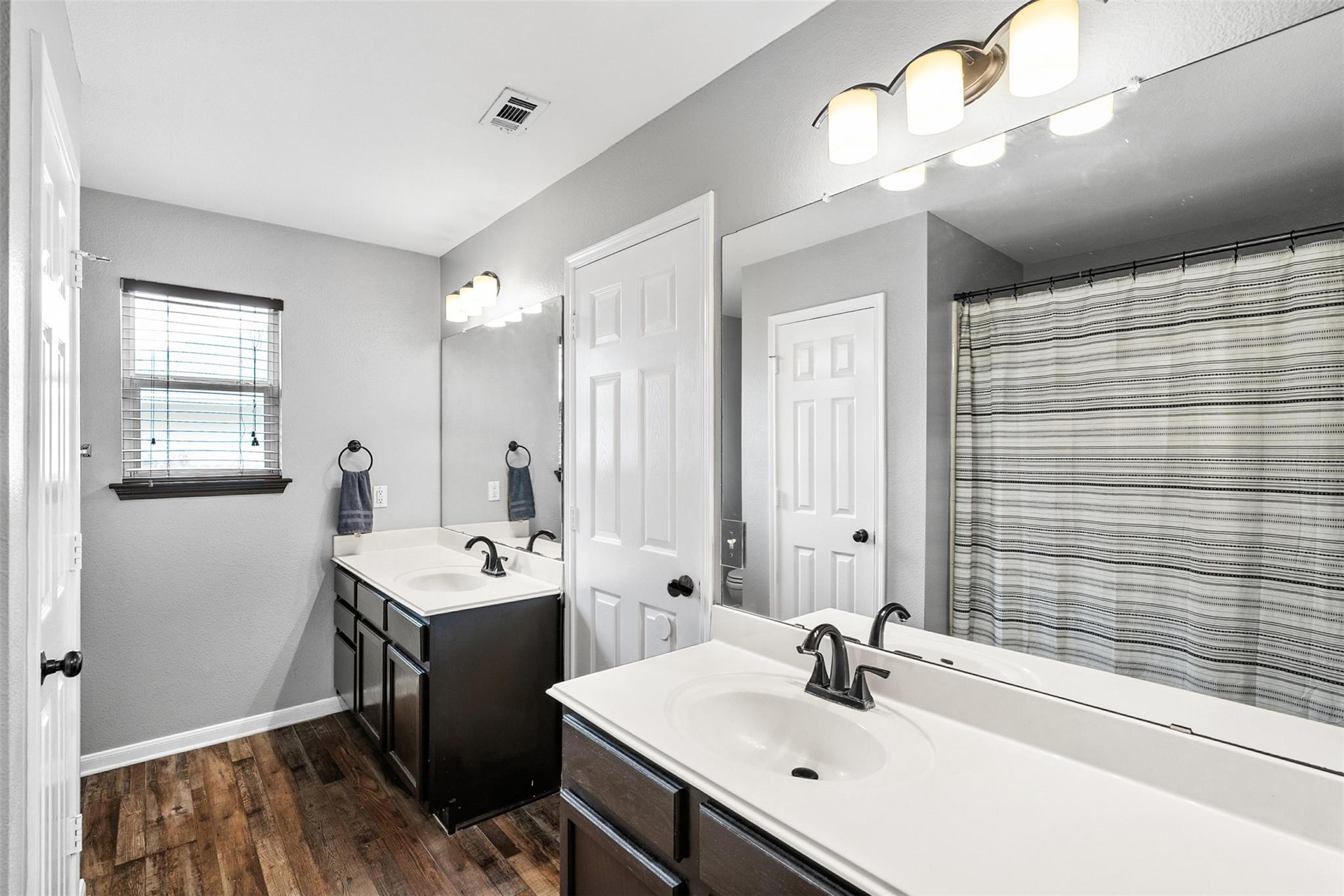 113 MEADOWSIDE DR