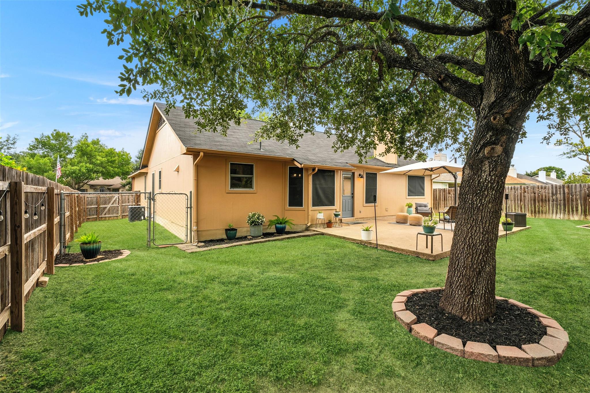 113 MEADOWSIDE DR