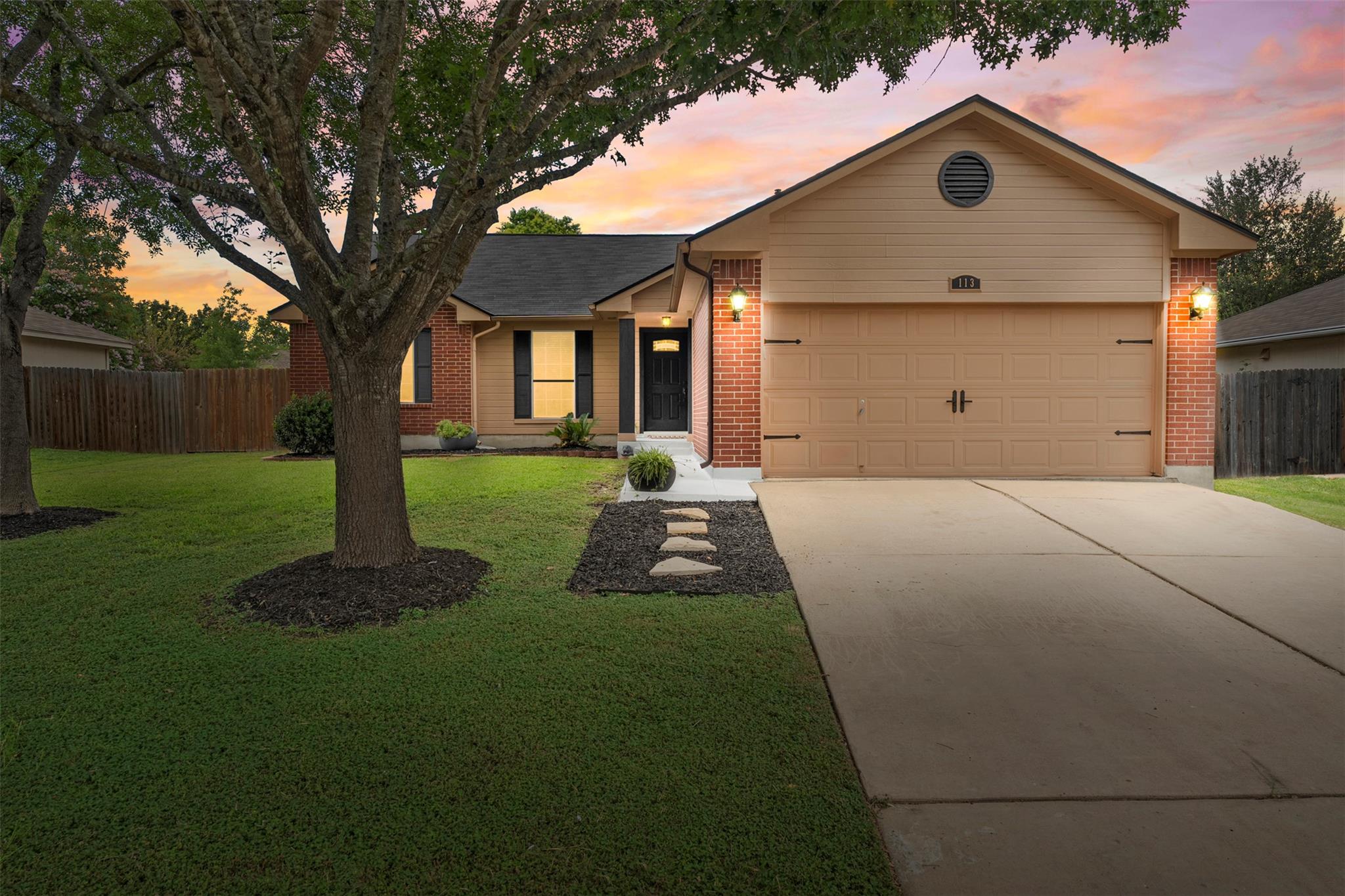 113 MEADOWSIDE DR
