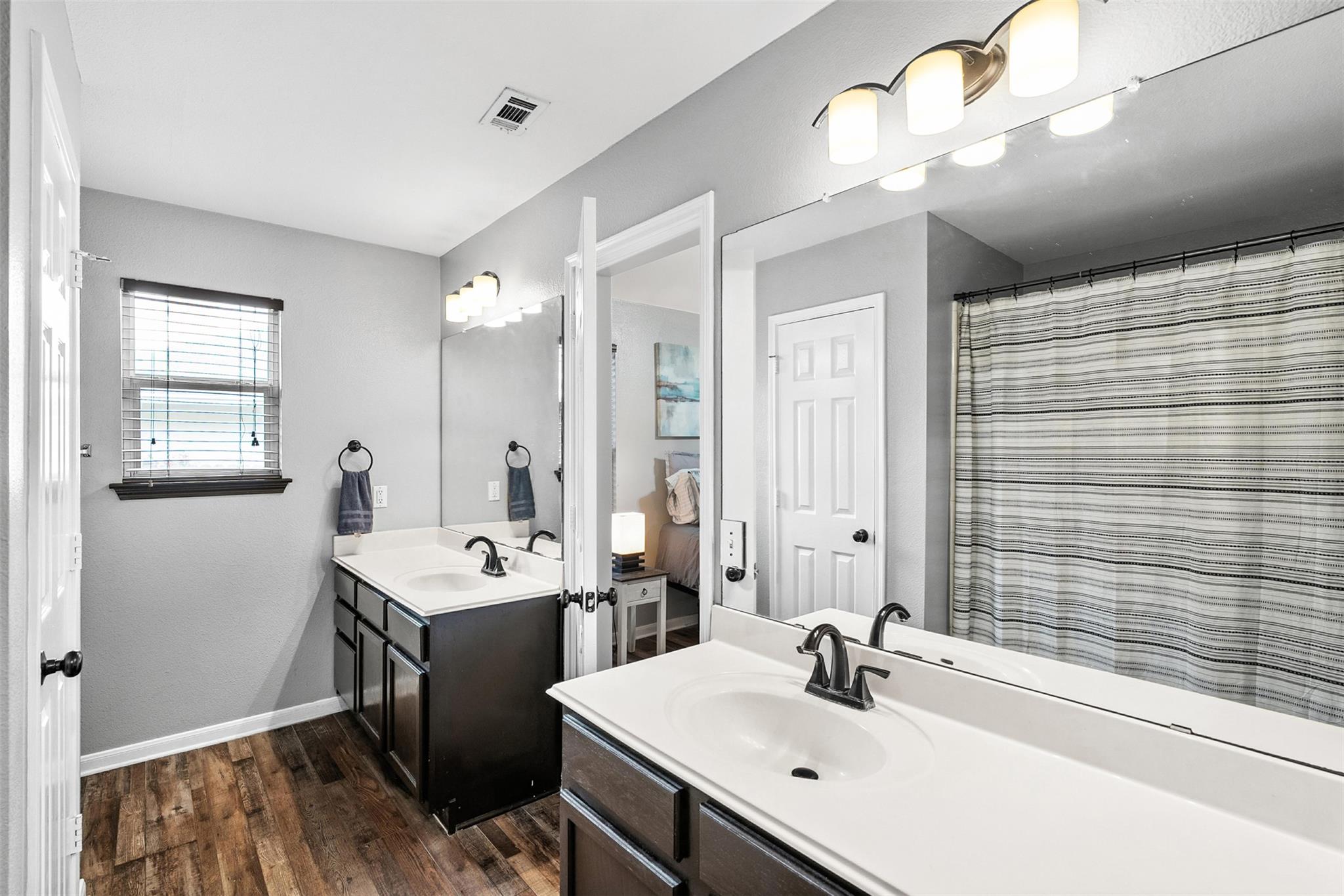 113 MEADOWSIDE DR