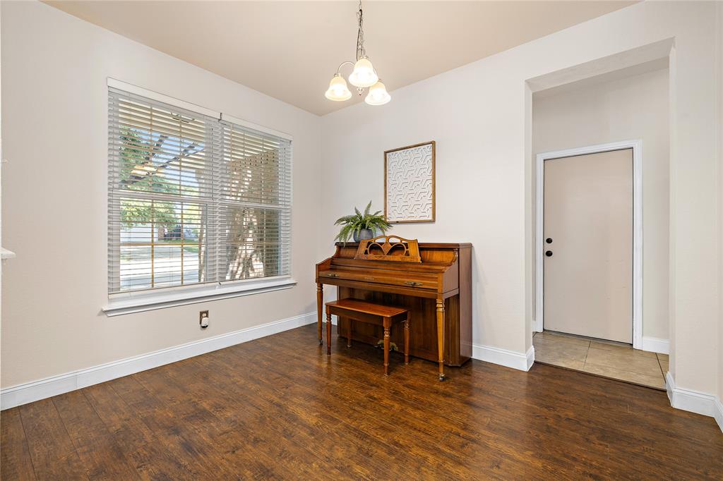 1613 Candelaria Mesa DR