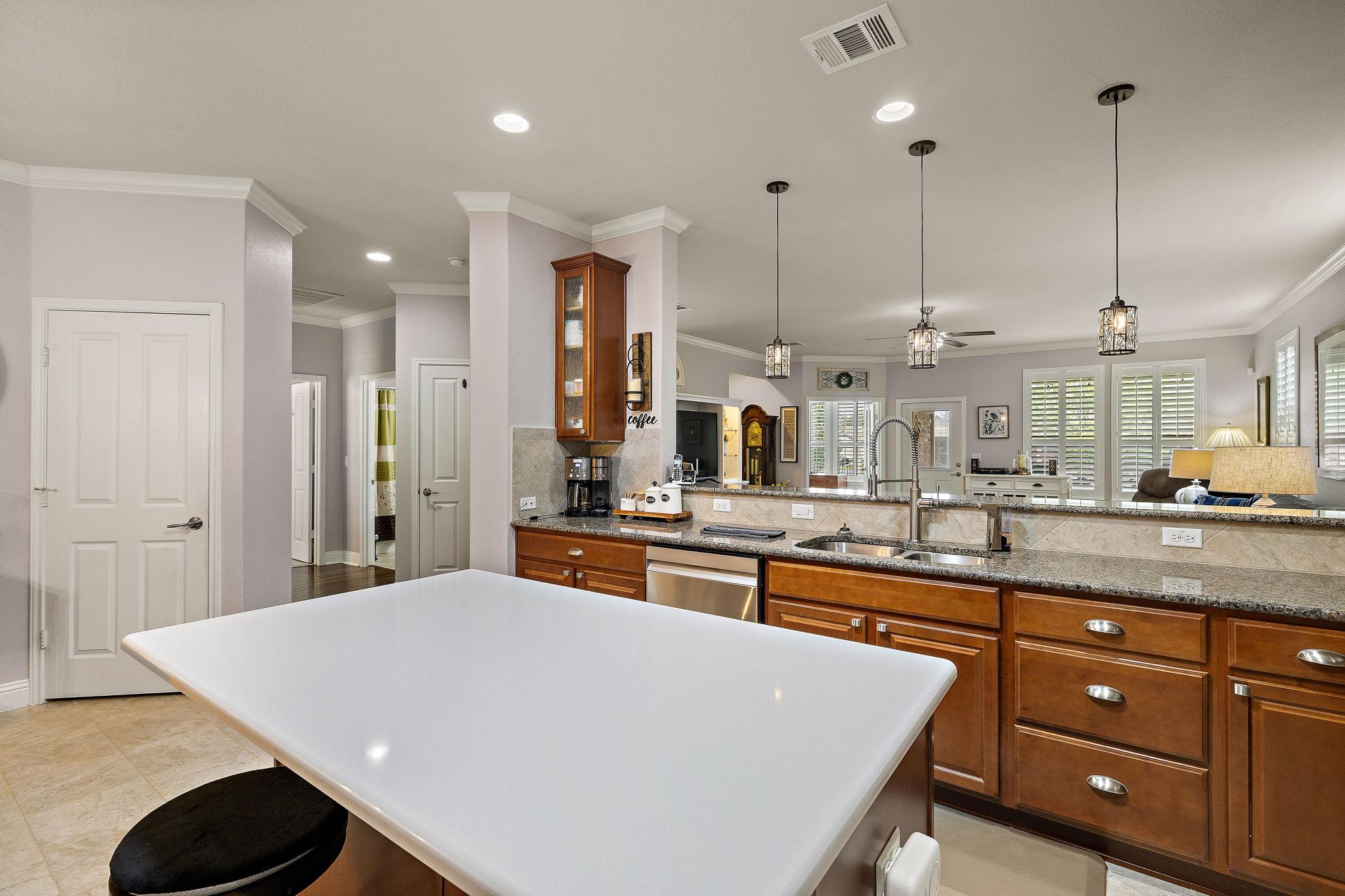 101 Copperas Creek CV