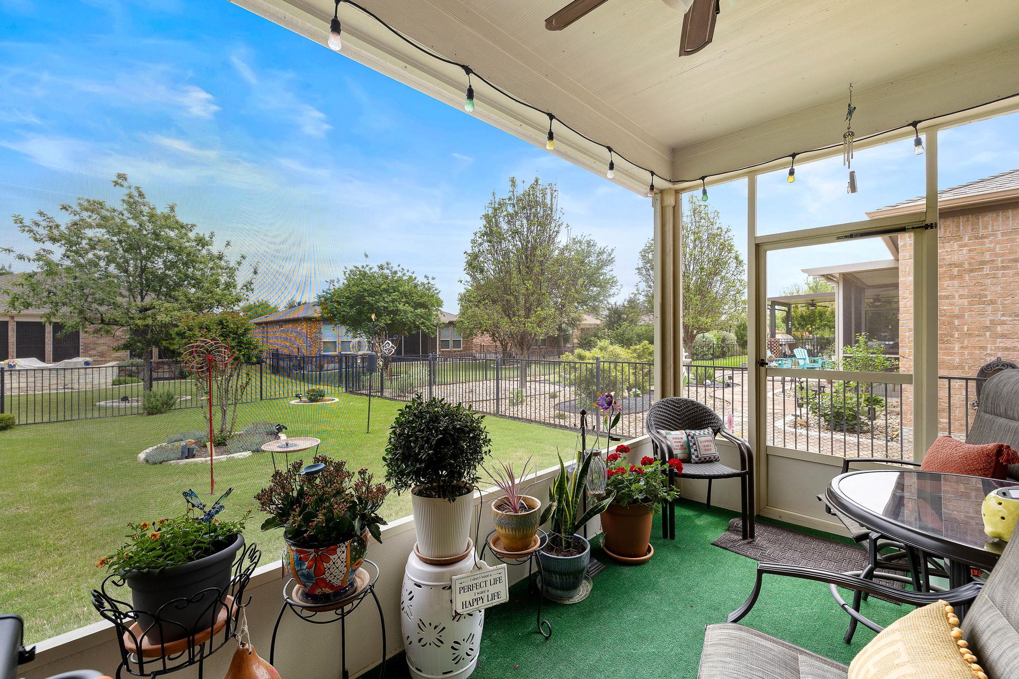 101 Copperas Creek CV