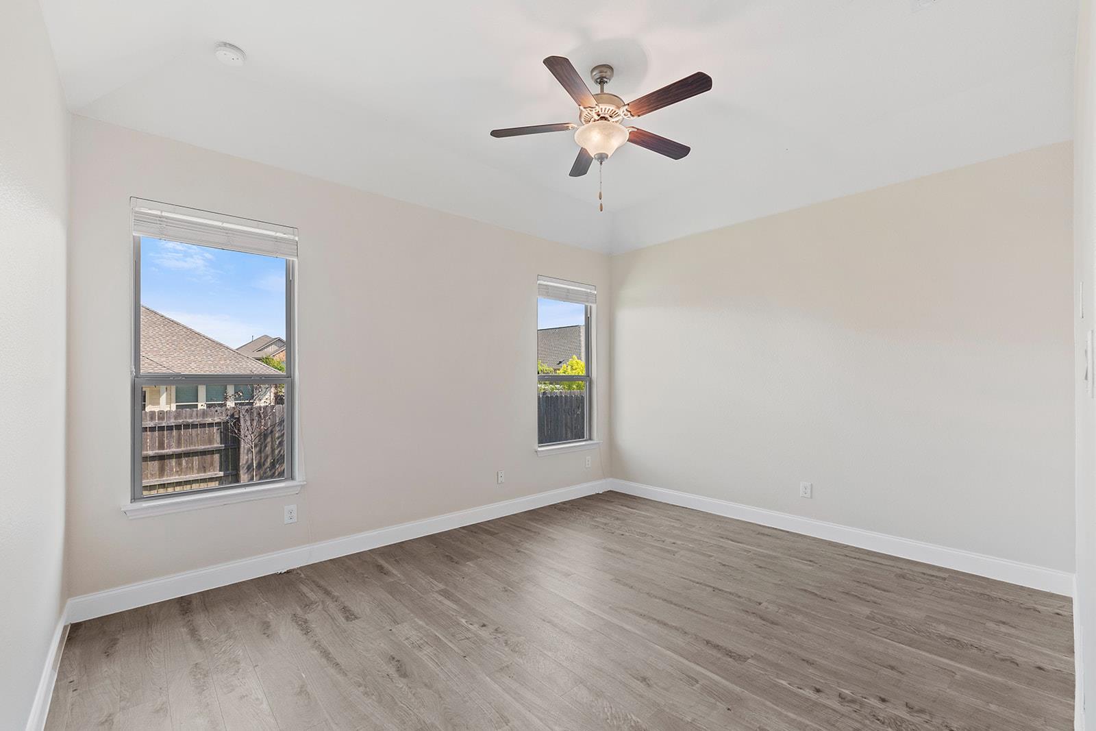 2517 Auburn Chestnut LN