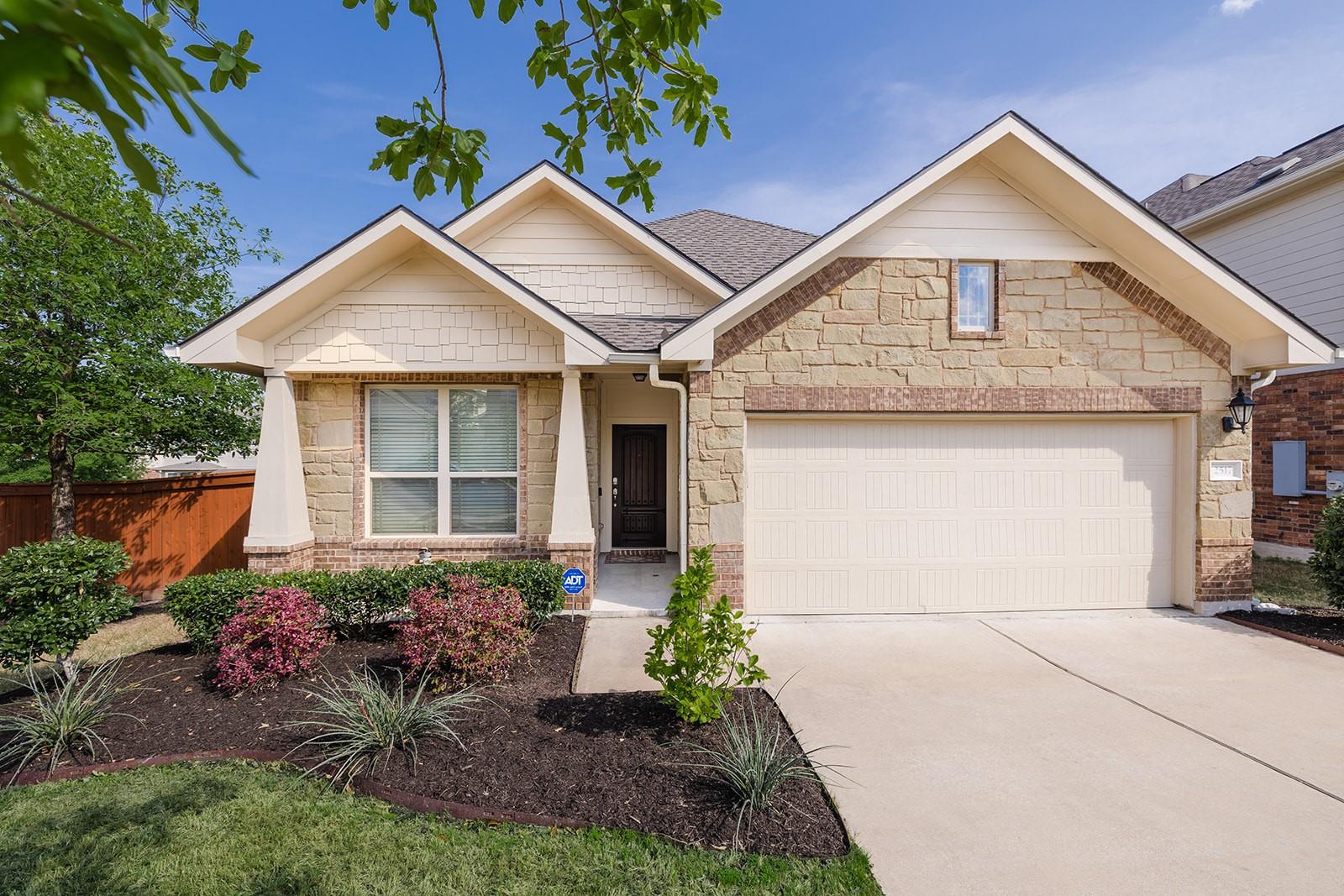 2517 Auburn Chestnut LN