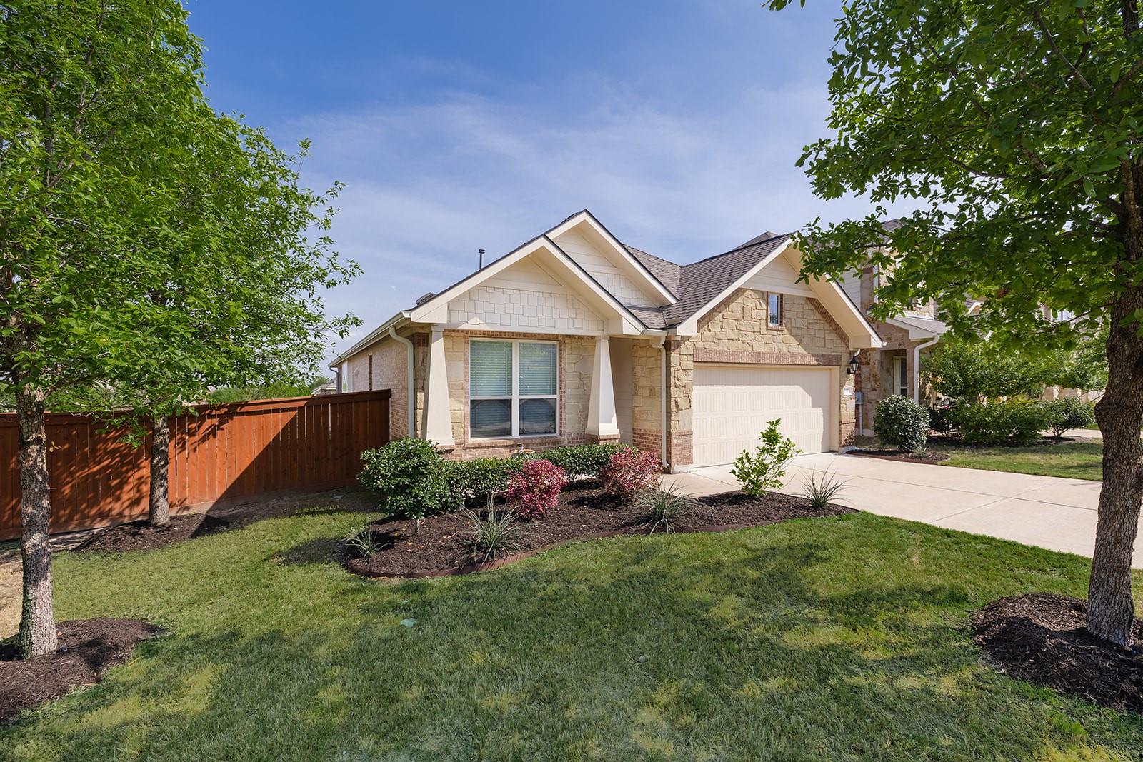 2517 Auburn Chestnut LN