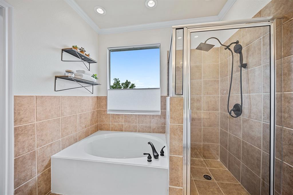 3827 Laurel Ridge DR