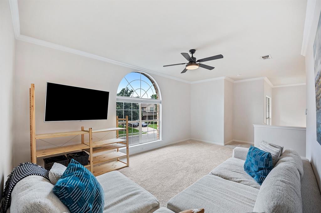 3827 Laurel Ridge DR