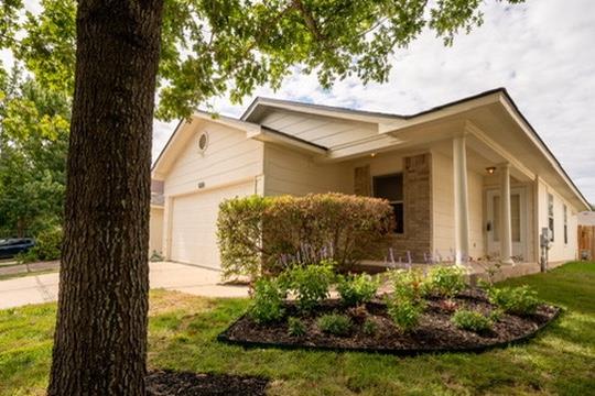 5220 Hutchinson DR