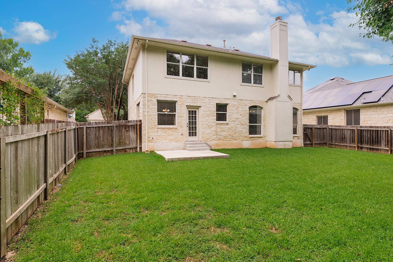 15213 Mallard Green LN