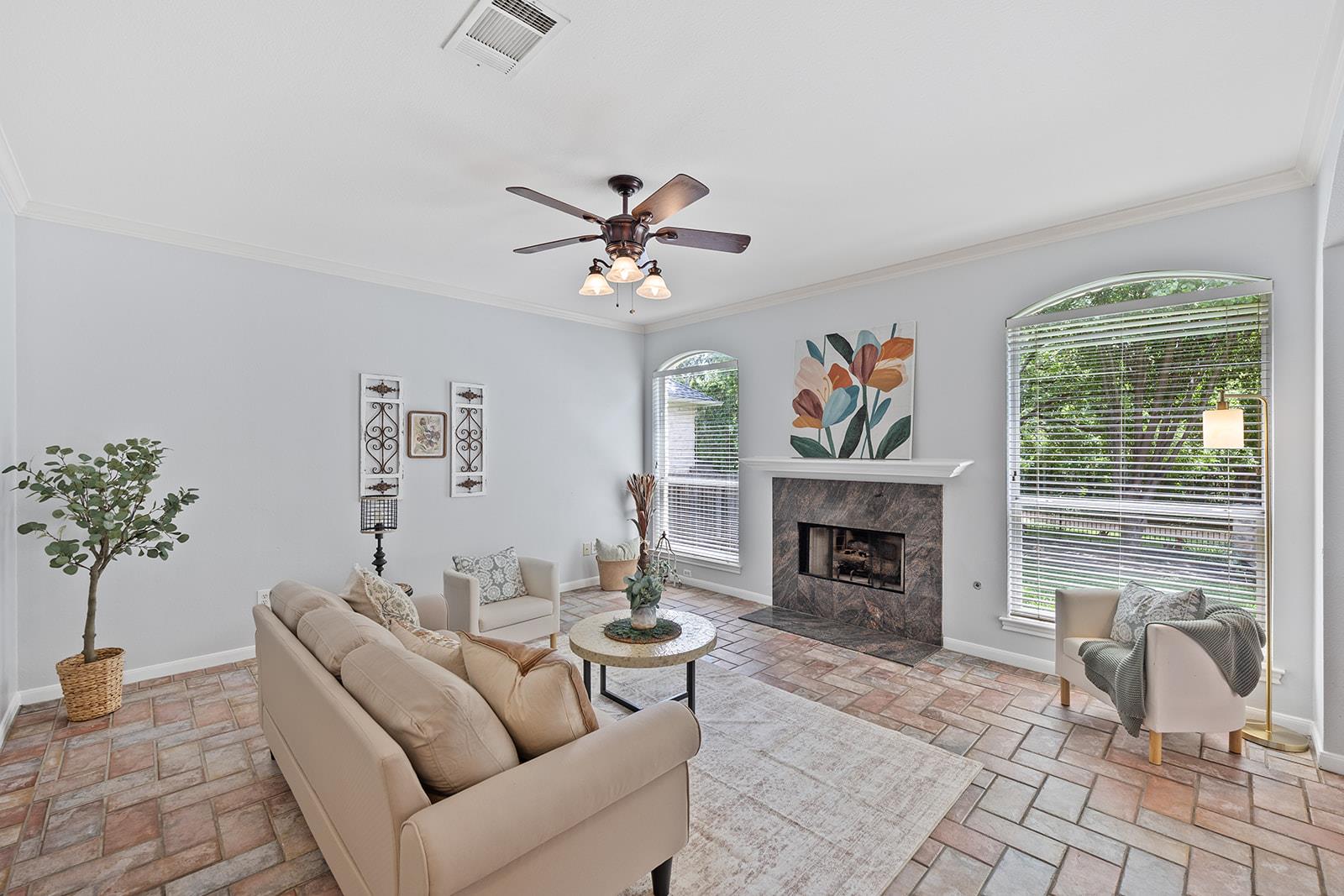 15213 Mallard Green LN
