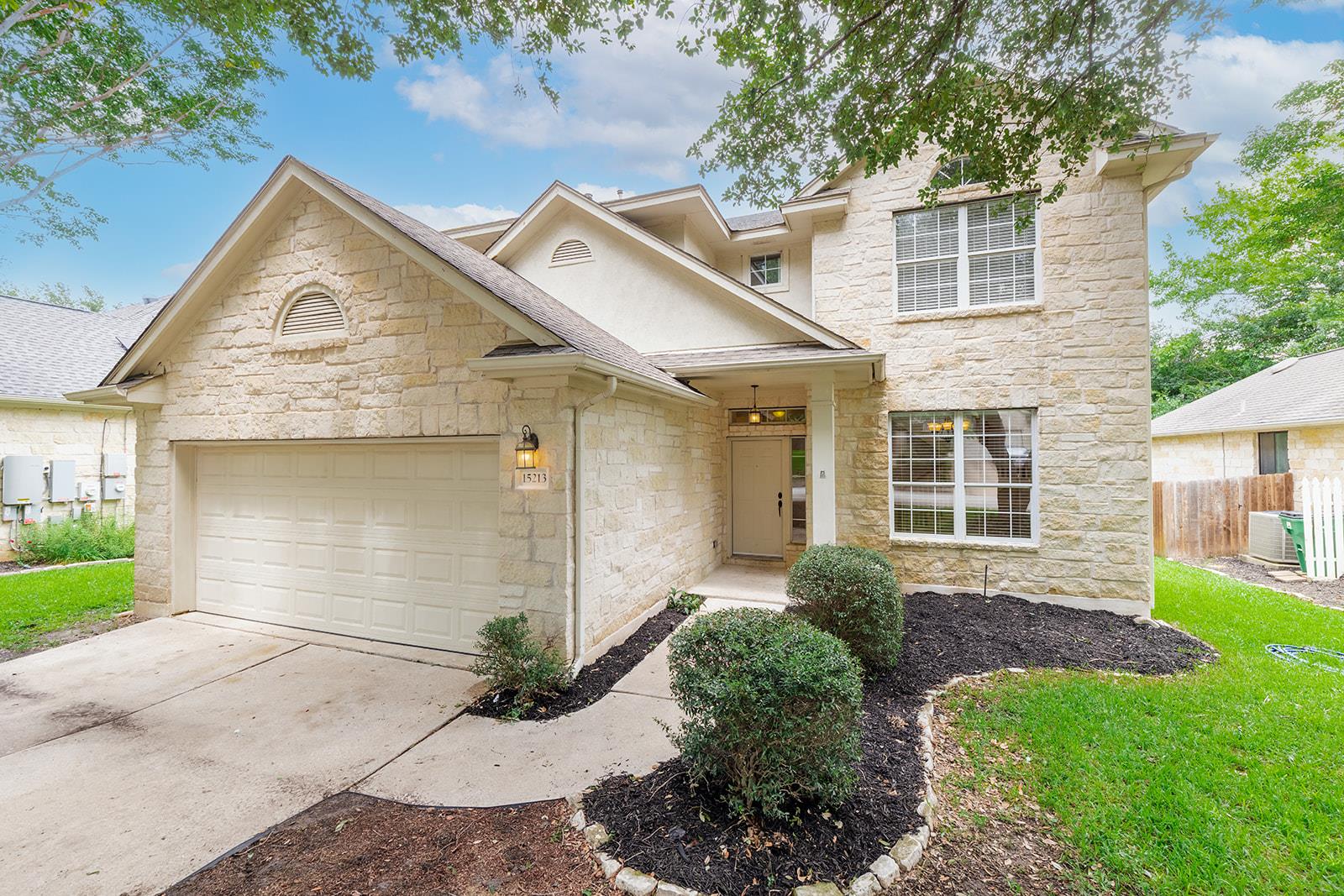 15213 Mallard Green LN