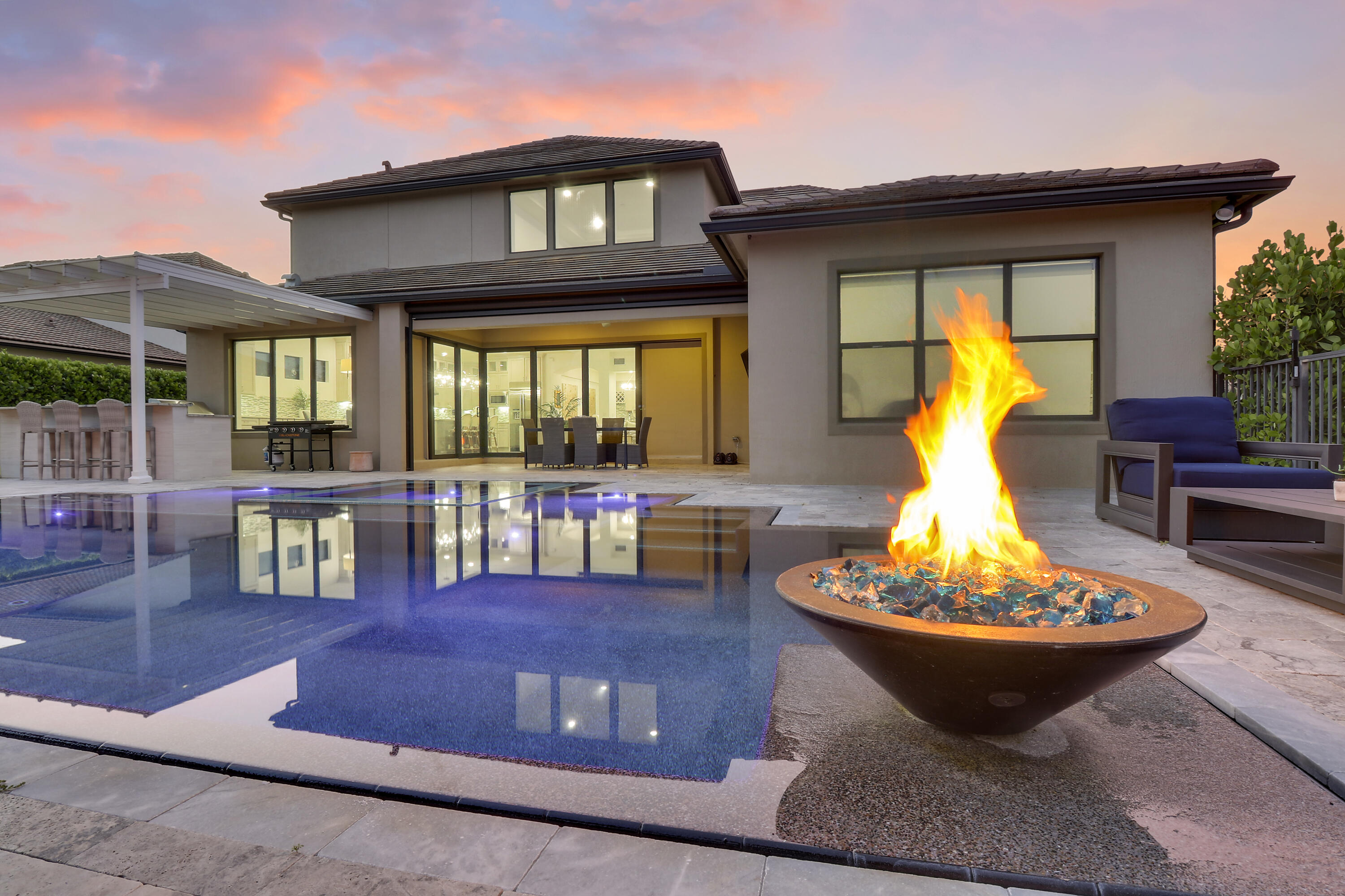 216 Sonoma Isles Circle