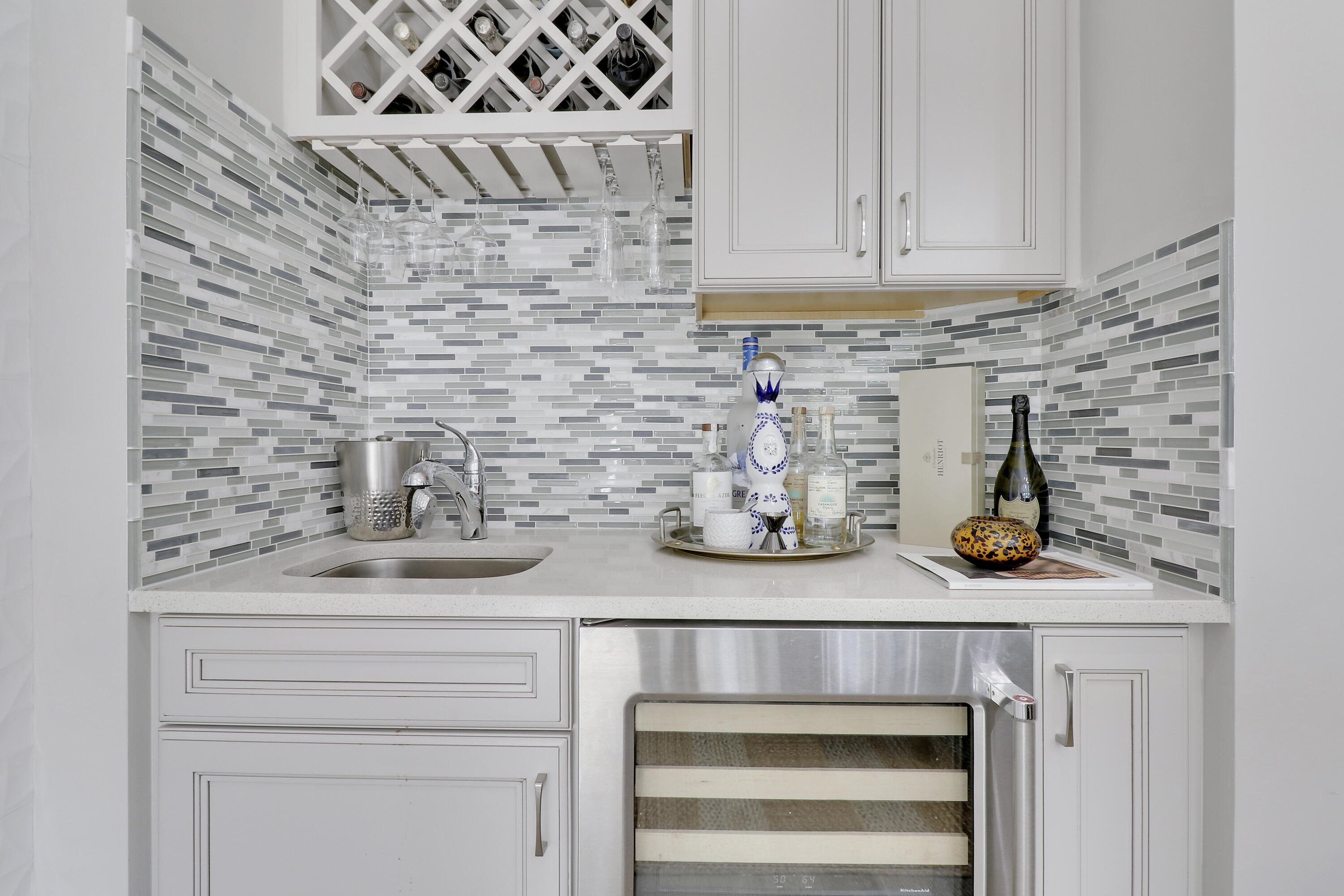 216 Sonoma Isles Circle