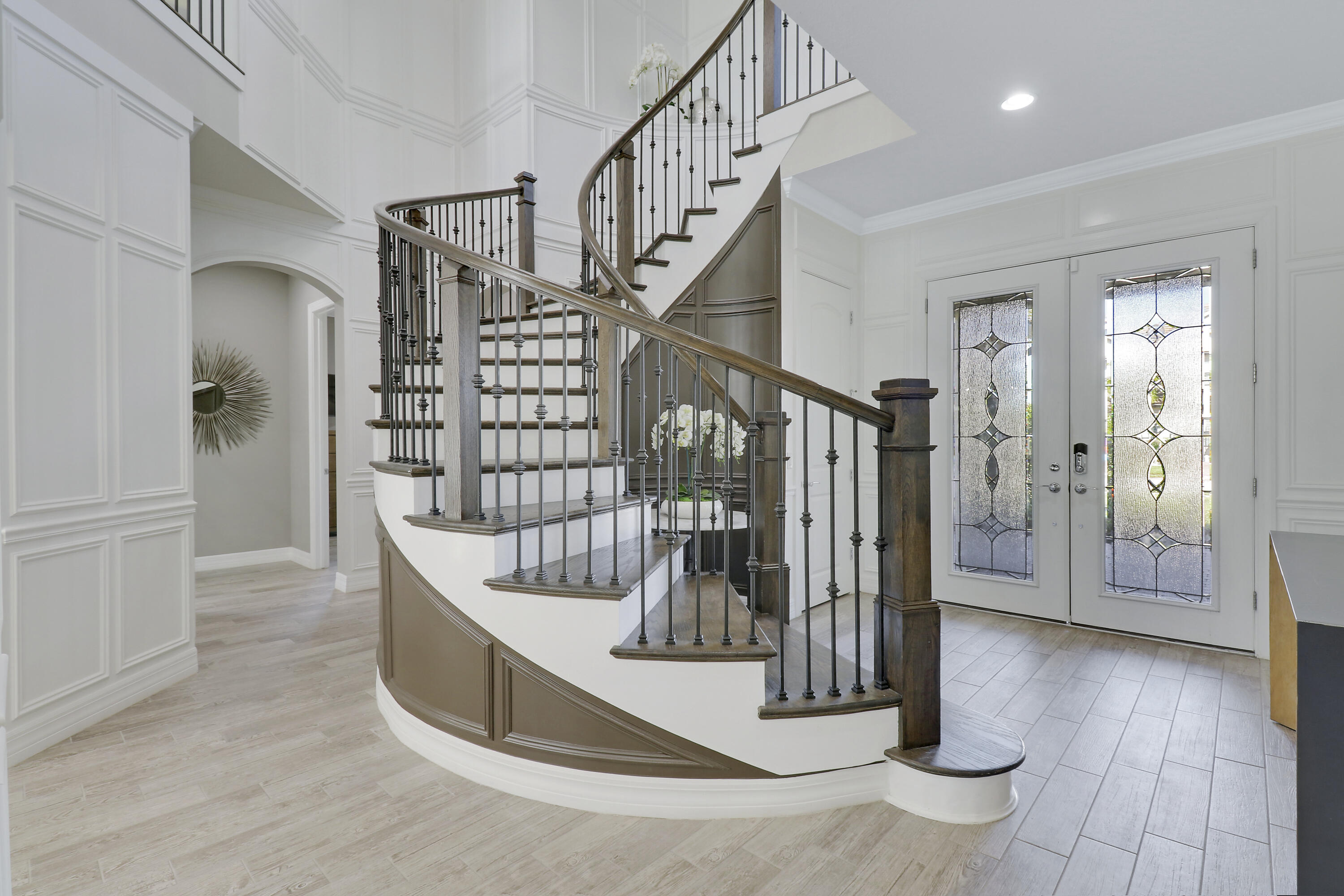 216 Sonoma Isles Circle