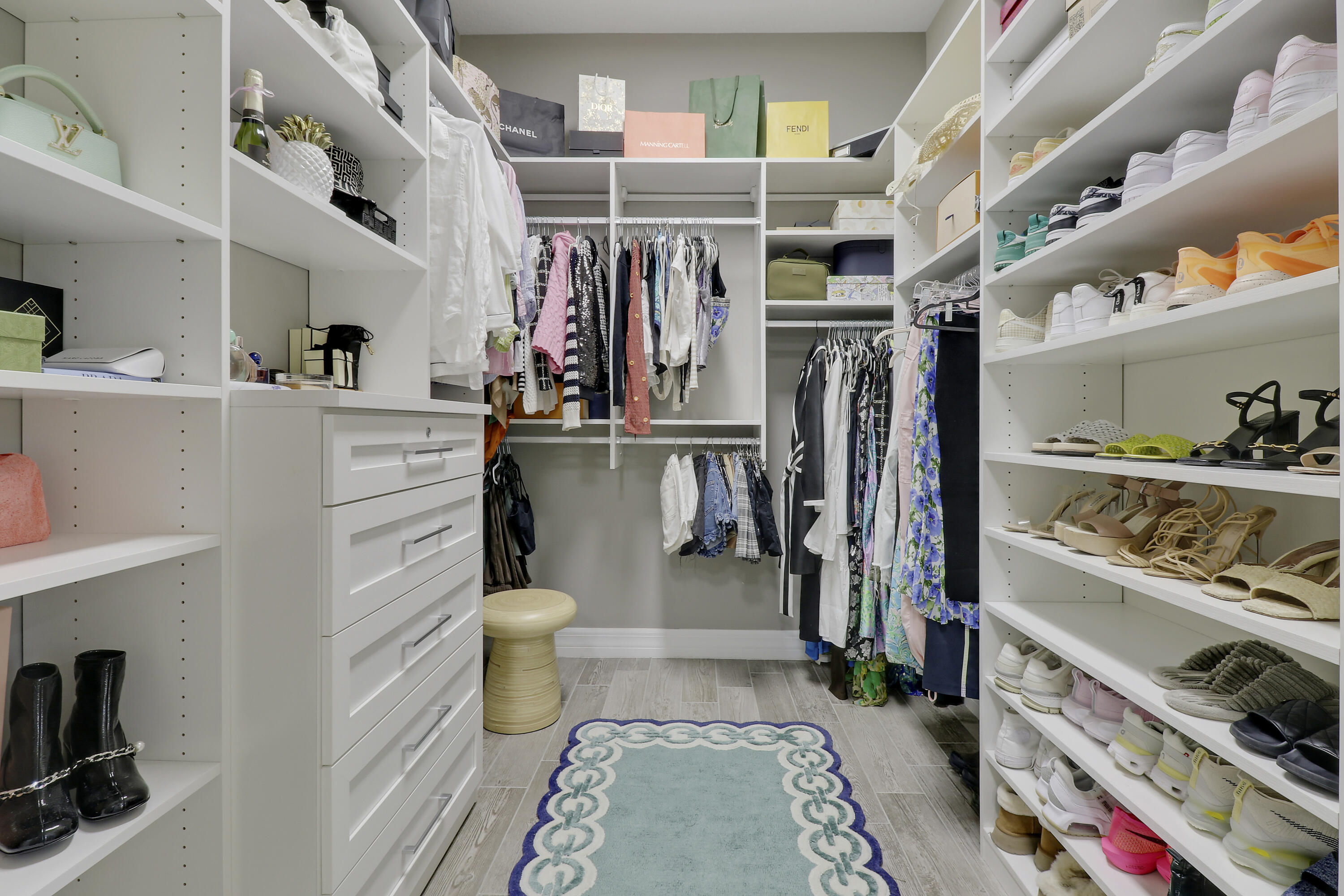 216 Sonoma Isles Circle