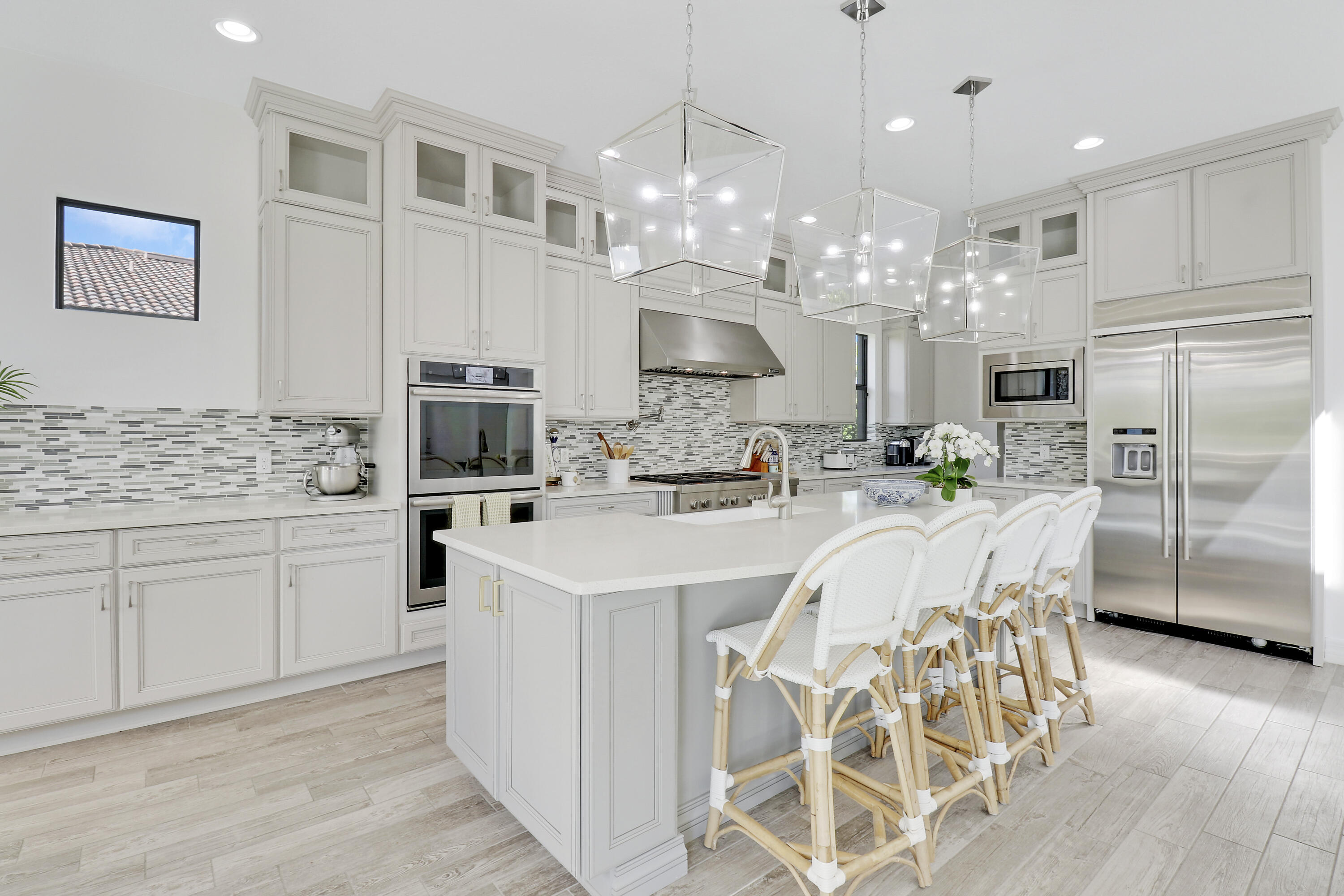 216 Sonoma Isles Circle