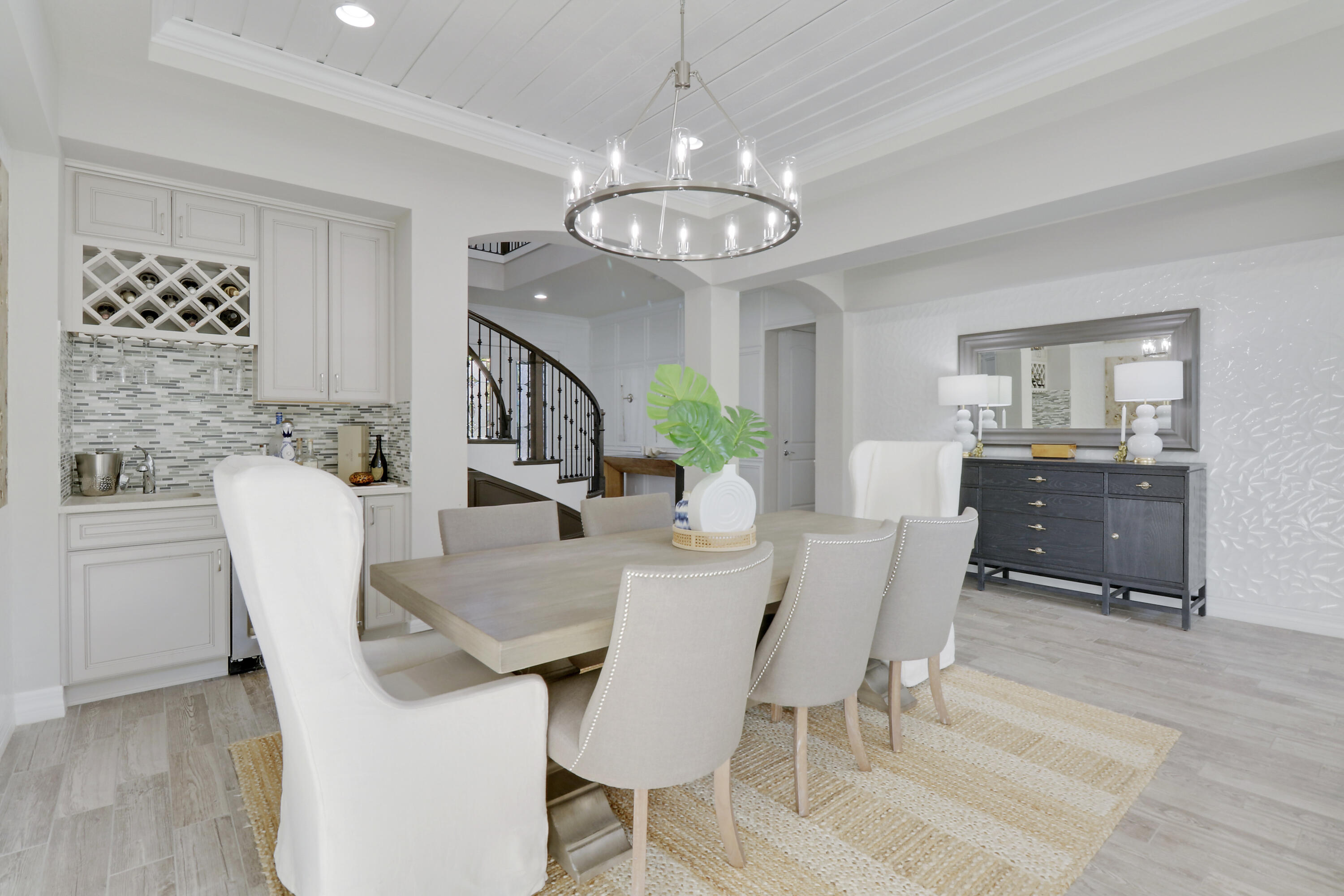 216 Sonoma Isles Circle